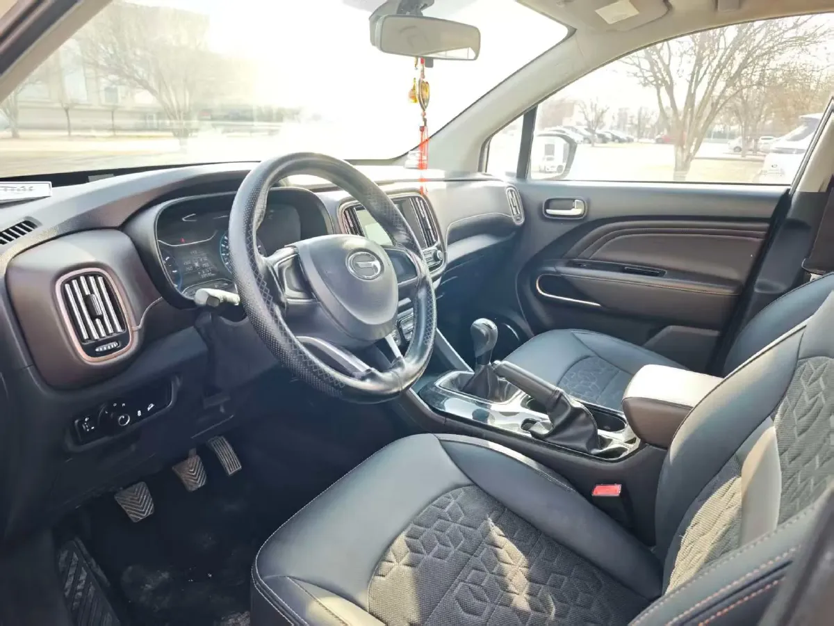 2019 GAC Trumpchi GS3 1.5T 163HP L3 6MT,autocango,china used car exporter,china ev exporter,chinese used car exporter,chinese used ev exporter