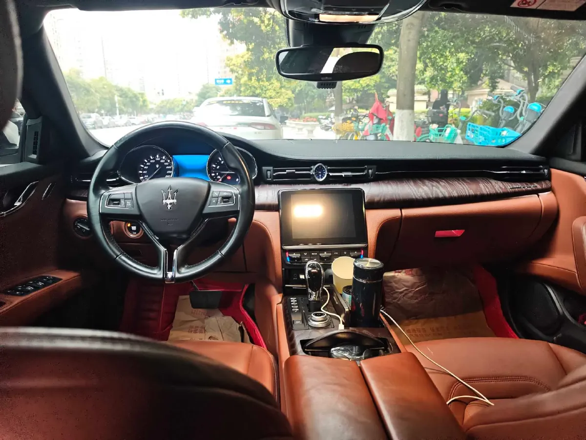 2018 Maserati Quattroporte 3.0T 350HP V6 8AT,autocango,china used car exporter,china ev exporter,chinese used car exporter,chinese used ev exporter