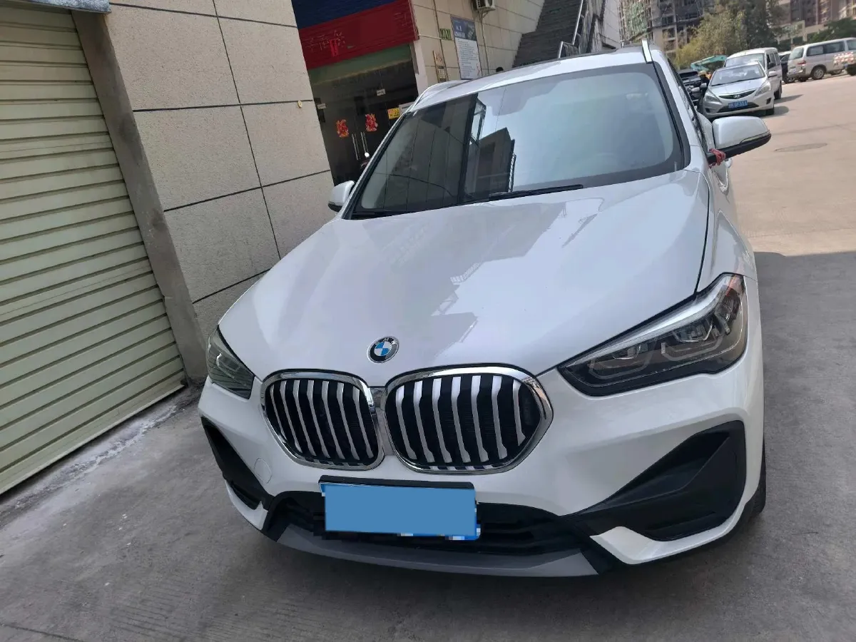 2022 BMW X1 2.0T 192HP L4 7DCT,autocango,china used car exporter,china ev exporter,chinese used car exporter,chinese used ev exporter