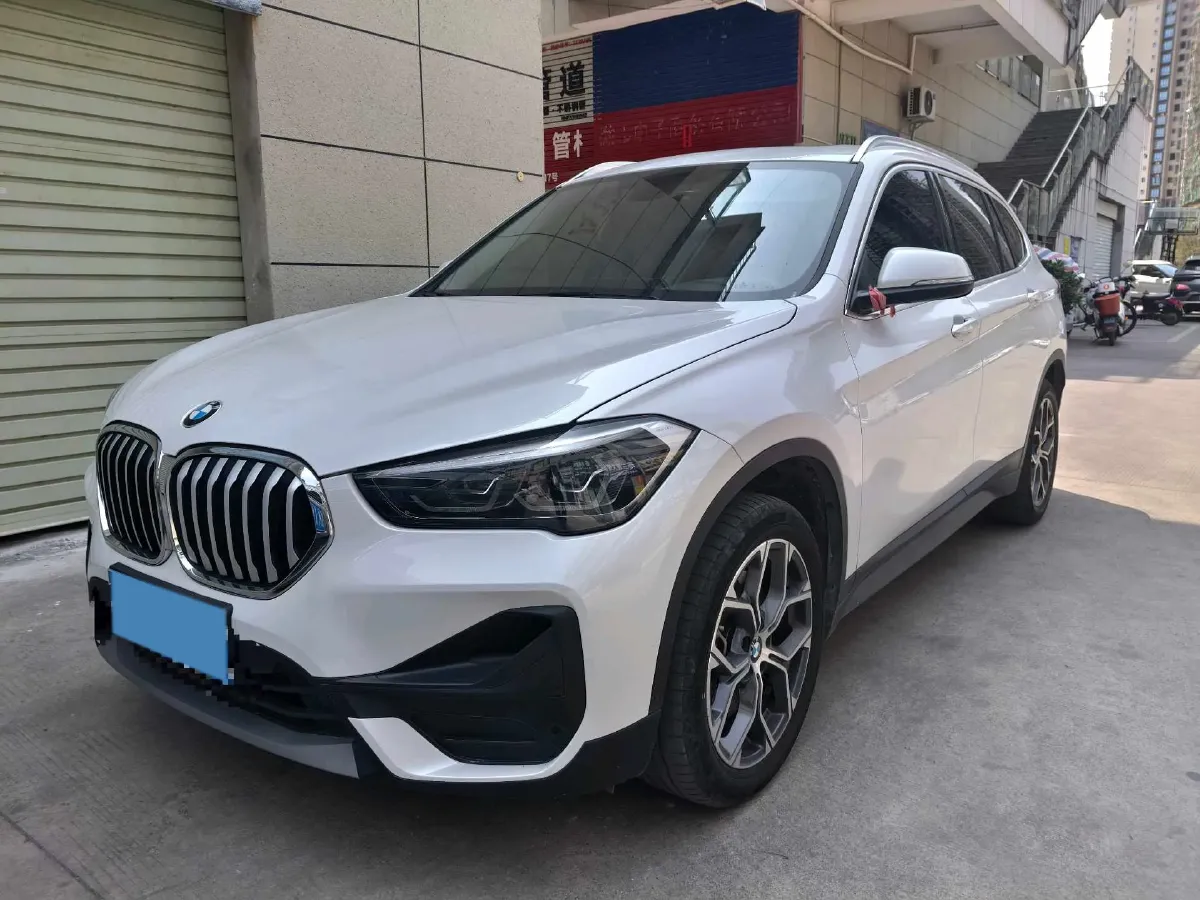 2022 BMW X1 2.0T 192HP L4 7DCT,autocango,china used car exporter,china ev exporter,chinese used car exporter,chinese used ev exporter