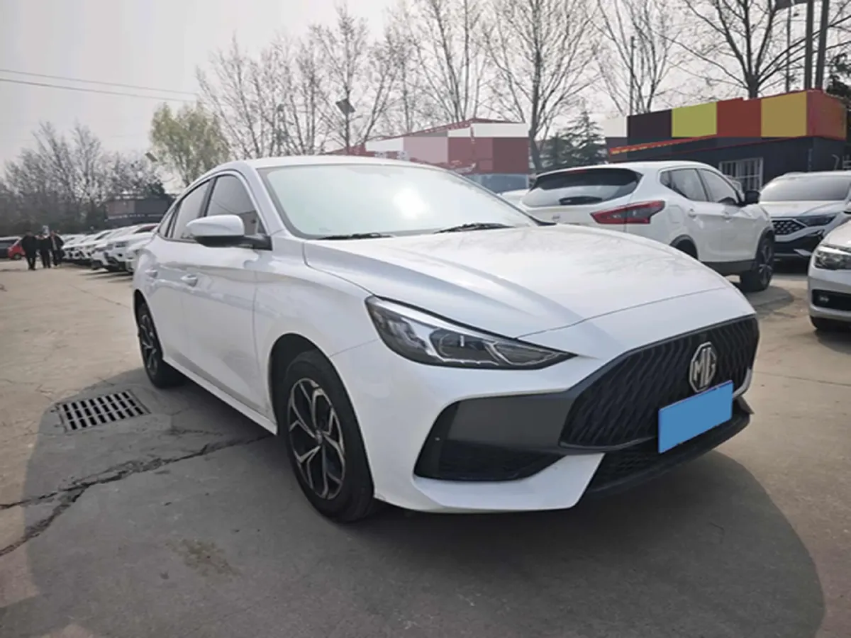 2023 MG 5 1.5L 129HP L4 5MT,autocango,china used car exporter,china ev exporter,chinese used car exporter,chinese used ev exporter