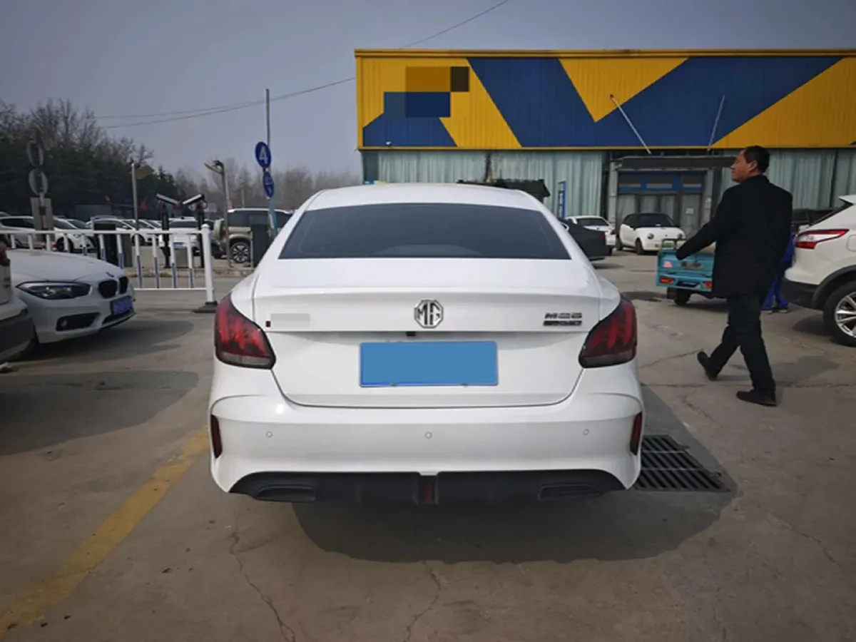 2023 MG 5 1.5L 129HP L4 5MT,autocango,china used car exporter,china ev exporter,chinese used car exporter,chinese used ev exporter