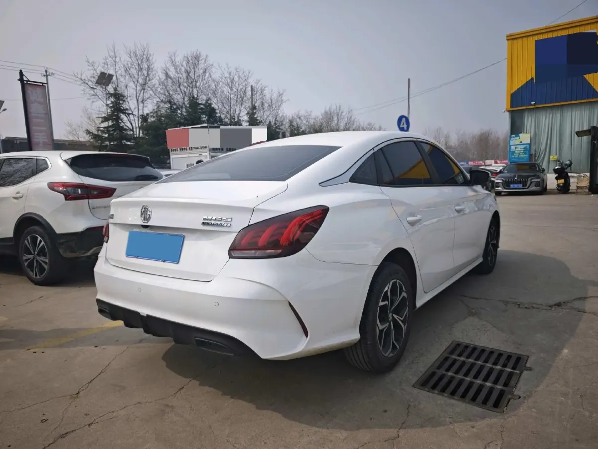2023 MG 5 1.5L 129HP L4 5MT,autocango,china used car exporter,china ev exporter,chinese used car exporter,chinese used ev exporter