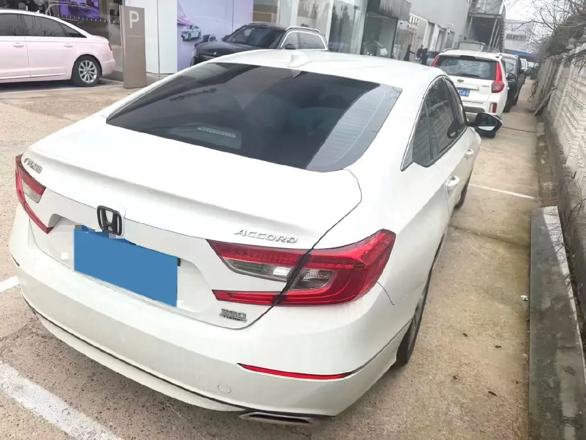 2018 Honda Accord 1.5T 194HP L4 CVT,autocango,china used car exporter,china ev exporter,chinese used car exporter,chinese used ev exporter