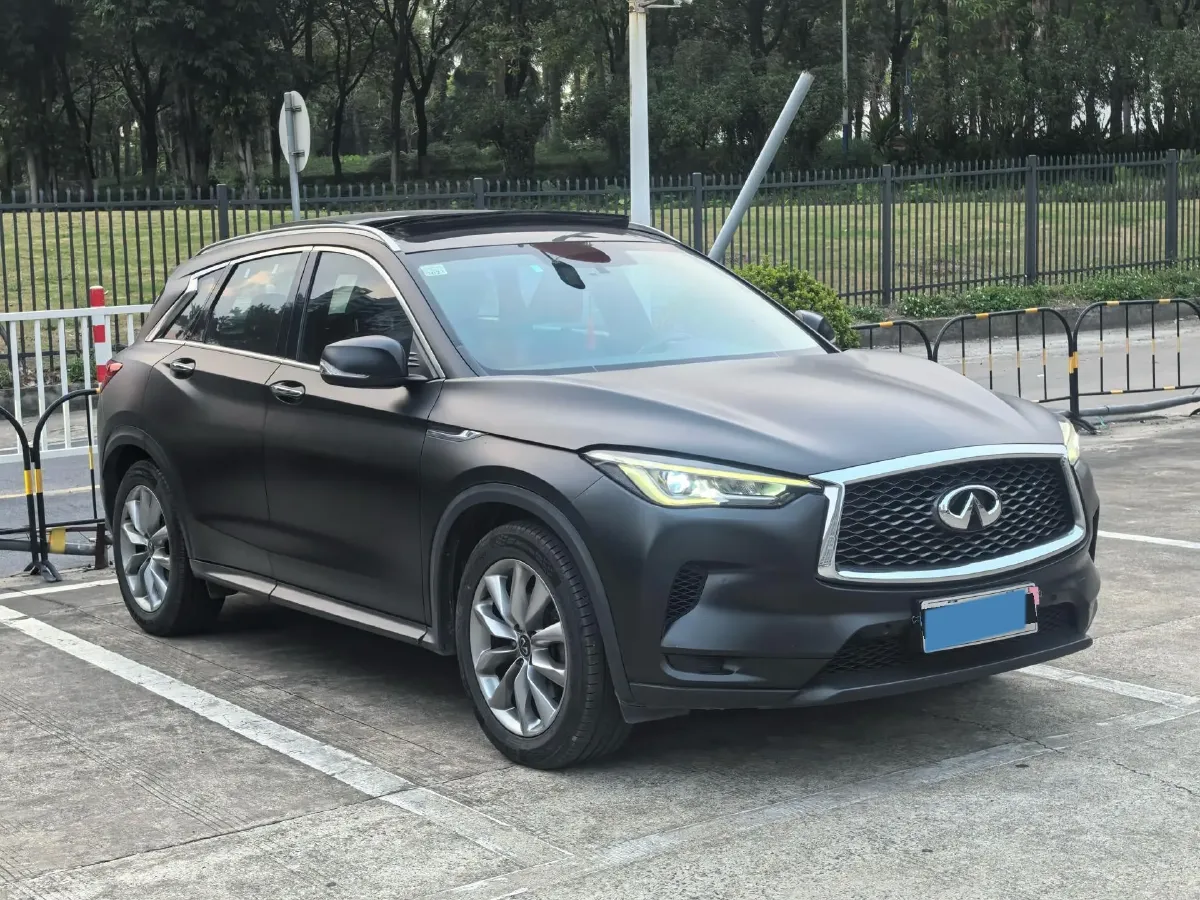 2020 Infiniti QX50 2.0T 245HP L4 CVT,autocango,china used car exporter,china ev exporter,chinese used car exporter,chinese used ev exporter
