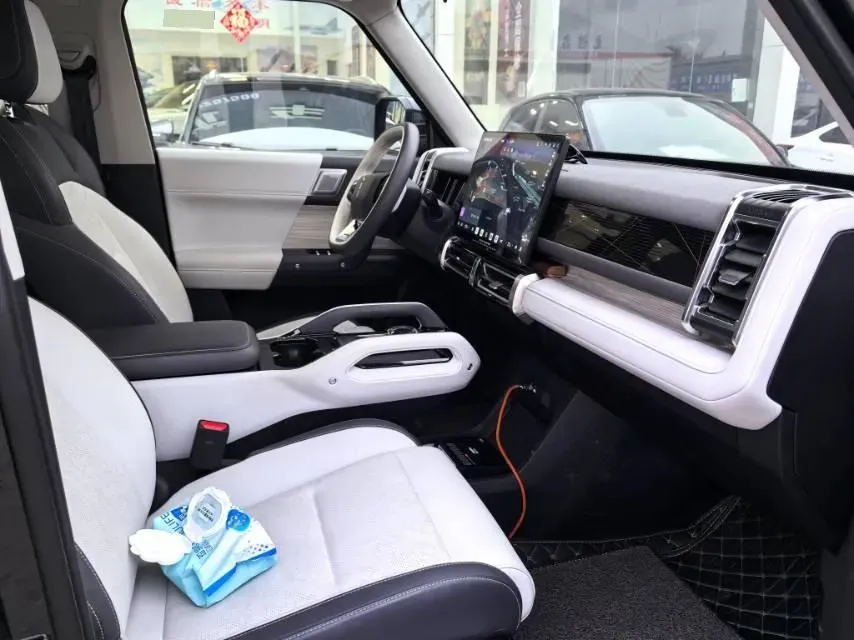 2024 iCAR iCAR 03 BEV 65.69KWH,autocango,china used car exporter,china ev exporter,chinese used car exporter,chinese used ev exporter