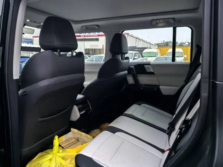 2024 iCAR iCAR 03 BEV 65.69KWH,autocango,china used car exporter,china ev exporter,chinese used car exporter,chinese used ev exporter