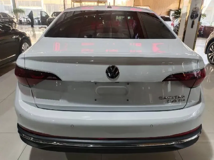 2025 Volkswagen Sagitar 1.5T 160HP L4 7DCT,autocango,china used car exporter,china ev exporter,chinese used car exporter,chinese used ev exporter