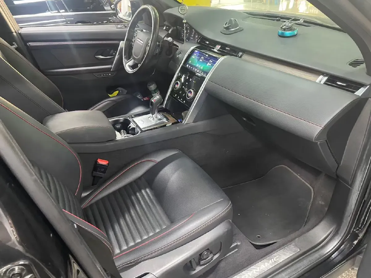 2020 Land Rover Discovery Sport 2.0T 249HP L4 9AT,autocango,china used car exporter,china ev exporter,chinese used car exporter,chinese used ev exporter