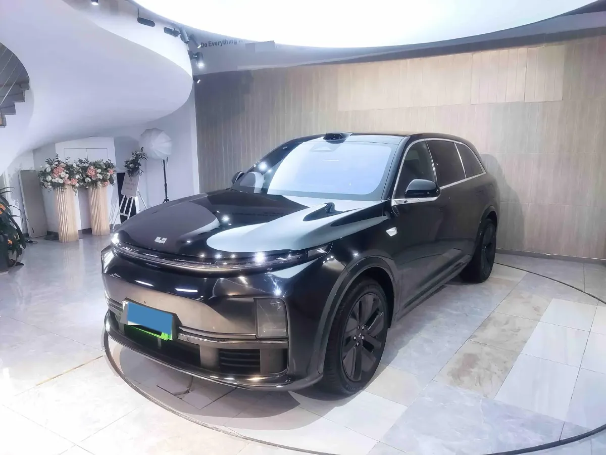 2024 Li L8 Range Extended 154HP REEV 52.3KWH,autocango,china used car exporter,china ev exporter,chinese used car exporter,chinese used ev exporter