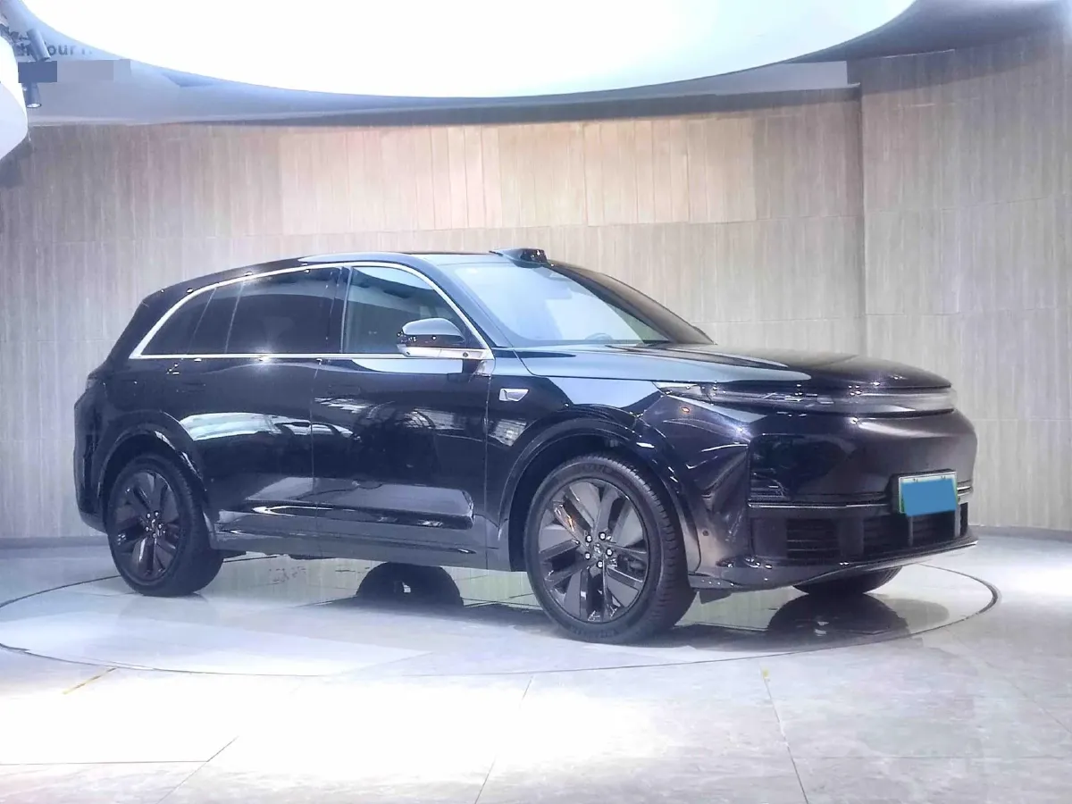 2024 Li L8 Range Extended 154HP REEV 52.3KWH,autocango,china used car exporter,china ev exporter,chinese used car exporter,chinese used ev exporter