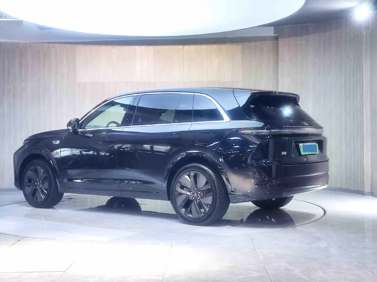2024 Li L8 Range Extended 154HP REEV 52.3KWH,autocango,china used car exporter,china ev exporter,chinese used car exporter,chinese used ev exporter