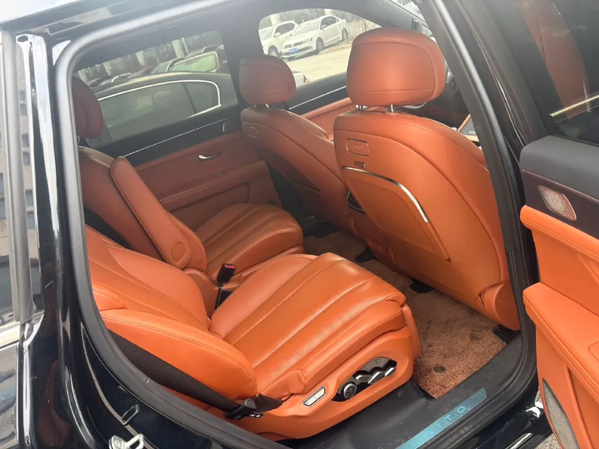 2024 AITO AITO M7 1.5T 152HP L4 REEV 42KWH,autocango,china used car exporter,china ev exporter,chinese used car exporter,chinese used ev exporter