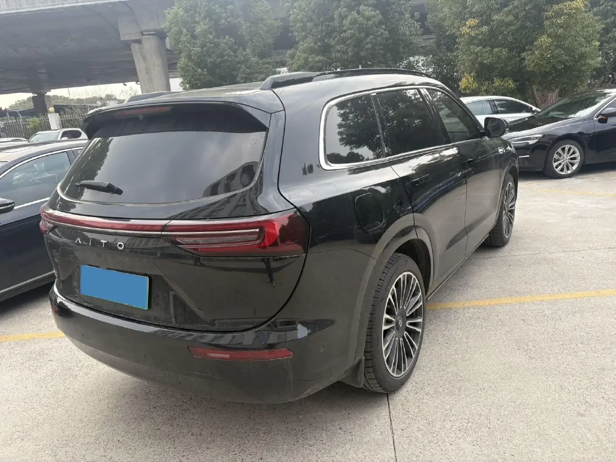 2024 AITO AITO M7 1.5T 152HP L4 REEV 42KWH,autocango,china used car exporter,china ev exporter,chinese used car exporter,chinese used ev exporter