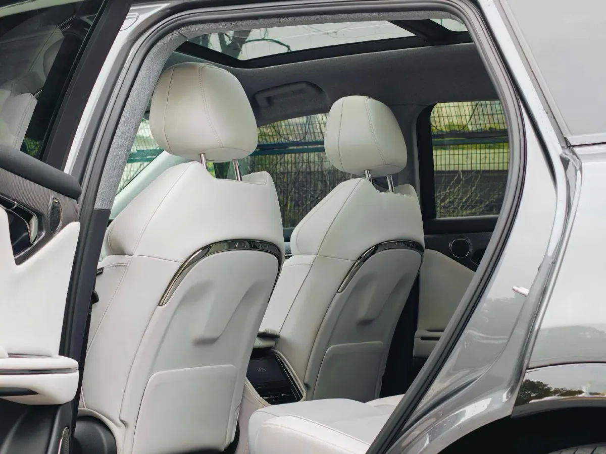 2025 Voyah FREE 1.5T 150HP L4 REEV 43KWH,autocango,china used car exporter,china ev exporter,chinese used car exporter,chinese used ev exporter