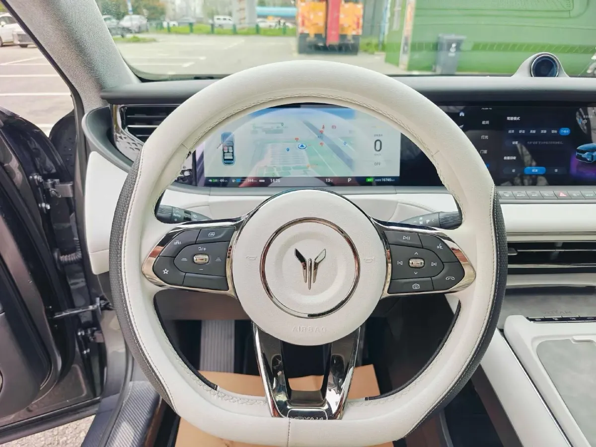 2025 Voyah FREE 1.5T 150HP L4 REEV 43KWH,autocango,china used car exporter,china ev exporter,chinese used car exporter,chinese used ev exporter