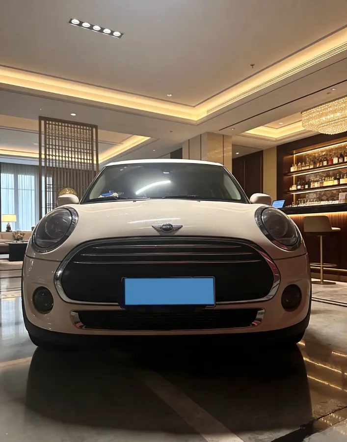 2019 MINI MINI 1.5T 102HP L3 7DCT,autocango,china used car exporter,china ev exporter,chinese used car exporter,chinese used ev exporter