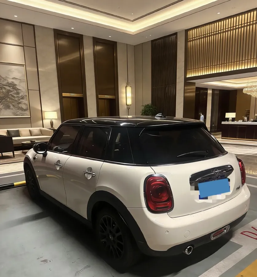 2019 MINI MINI 1.5T 102HP L3 7DCT,autocango,china used car exporter,china ev exporter,chinese used car exporter,chinese used ev exporter