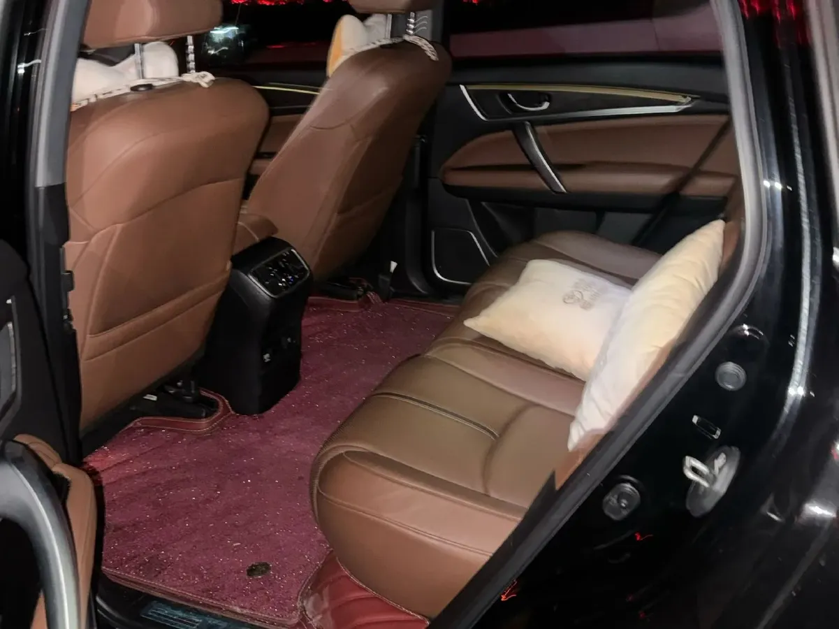 2020 Honda UR-V 2.0T 272HP L4 9AT,autocango,china used car exporter,china ev exporter,chinese used car exporter,chinese used ev exporter