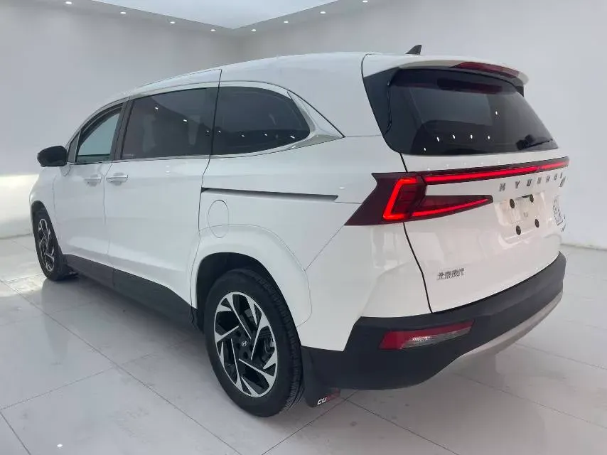 2021 Hyundai Custo 2.0T 236HP L4 8AT,autocango,china used car exporter,china ev exporter,chinese used car exporter,chinese used ev exporter