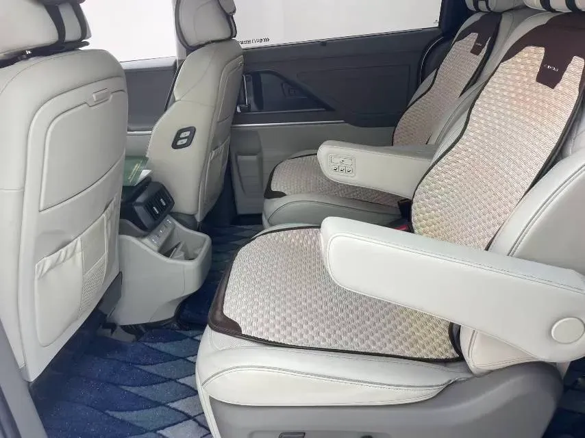 2021 Hyundai Custo 2.0T 236HP L4 8AT,autocango,china used car exporter,china ev exporter,chinese used car exporter,chinese used ev exporter