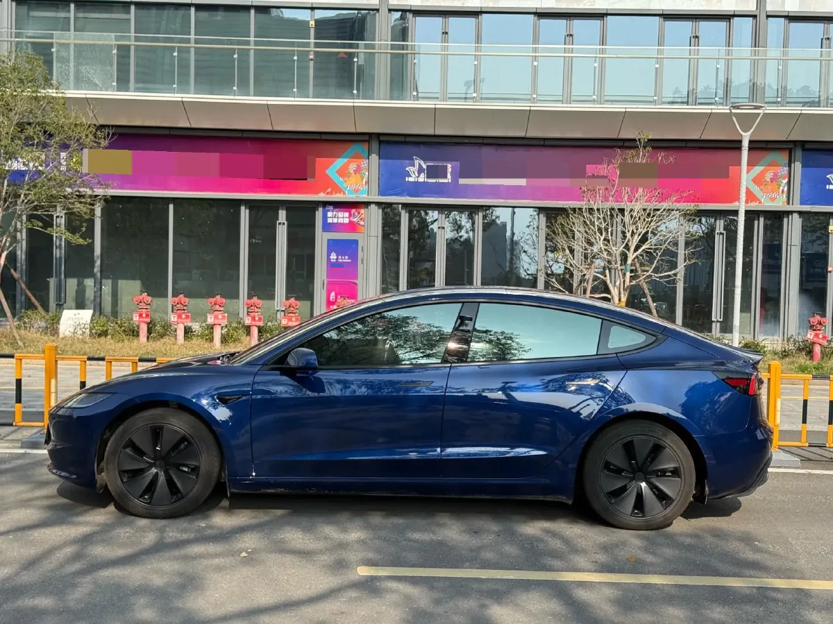 2025 Tesla Model 3 BEV 62.5KWH,autocango,china used car exporter,china ev exporter,chinese used car exporter,chinese used ev exporter