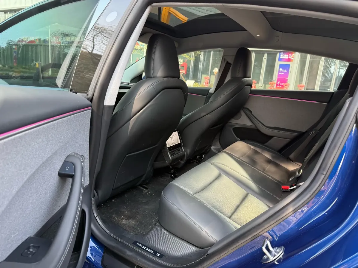 2025 Tesla Model 3 BEV 62.5KWH,autocango,china used car exporter,china ev exporter,chinese used car exporter,chinese used ev exporter