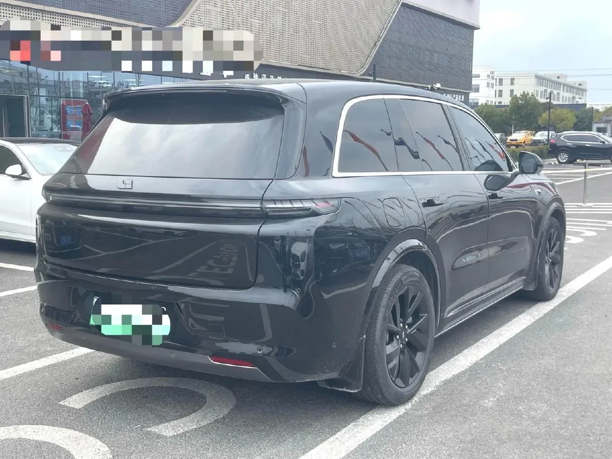 2023 Li L8 Range Extended 154HP REEV 40.9KWH,autocango,china used car exporter,china ev exporter,chinese used car exporter,chinese used ev exporter