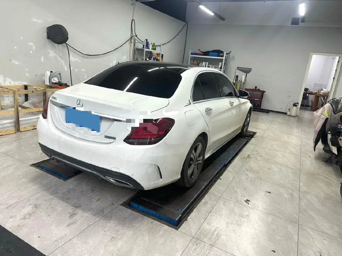 2020 Mercedes-Benz C Class 1.5T 184HP L4 9AT,autocango,china used car exporter,china ev exporter,chinese used car exporter,chinese used ev exporter