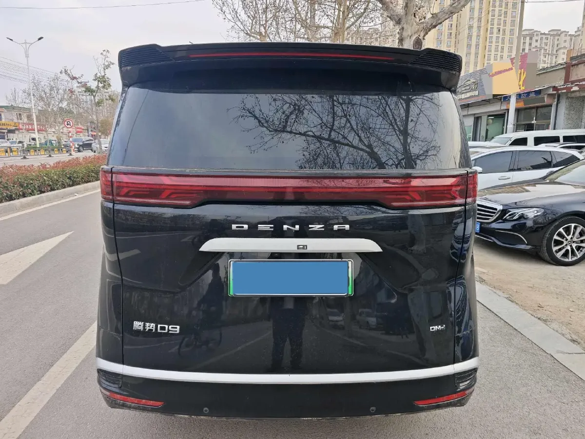 2024 Denza D9 1.5T 139HP L4 E-CVT PHEV 40KWH,autocango,china used car exporter,china ev exporter,chinese used car exporter,chinese used ev exporter