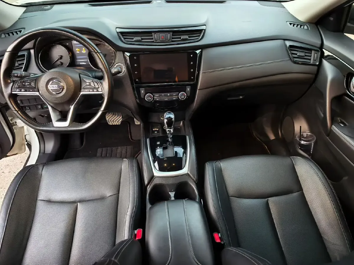 2020 Nissan X-Trail 2.0L 154HP L4 CVT,autocango,china used car exporter,china ev exporter,chinese used car exporter,chinese used ev exporter