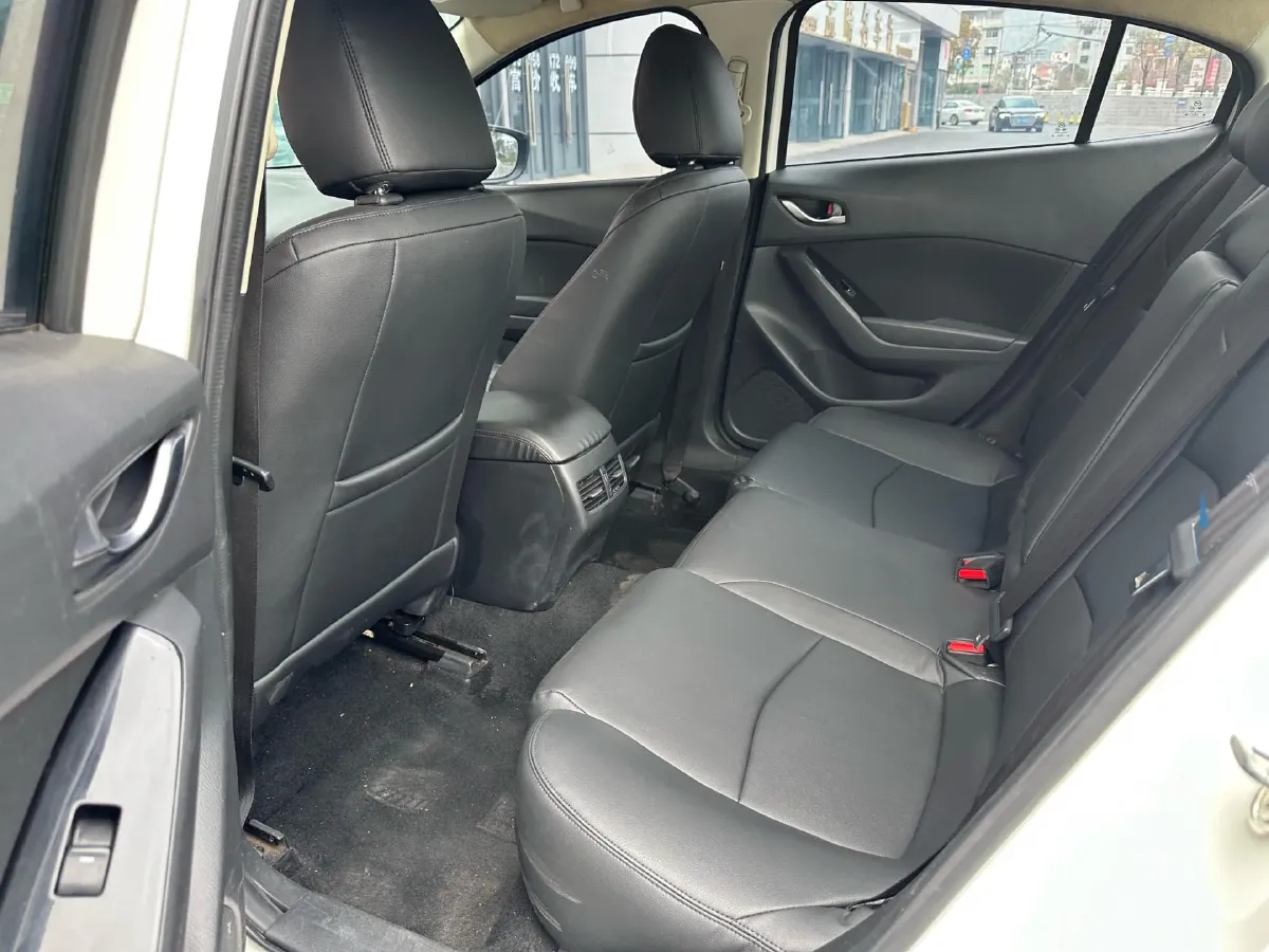 2017 Mazda 3 Axela 1.5L 117HP L4 6AT,autocango,china used car exporter,china ev exporter,chinese used car exporter,chinese used ev exporter