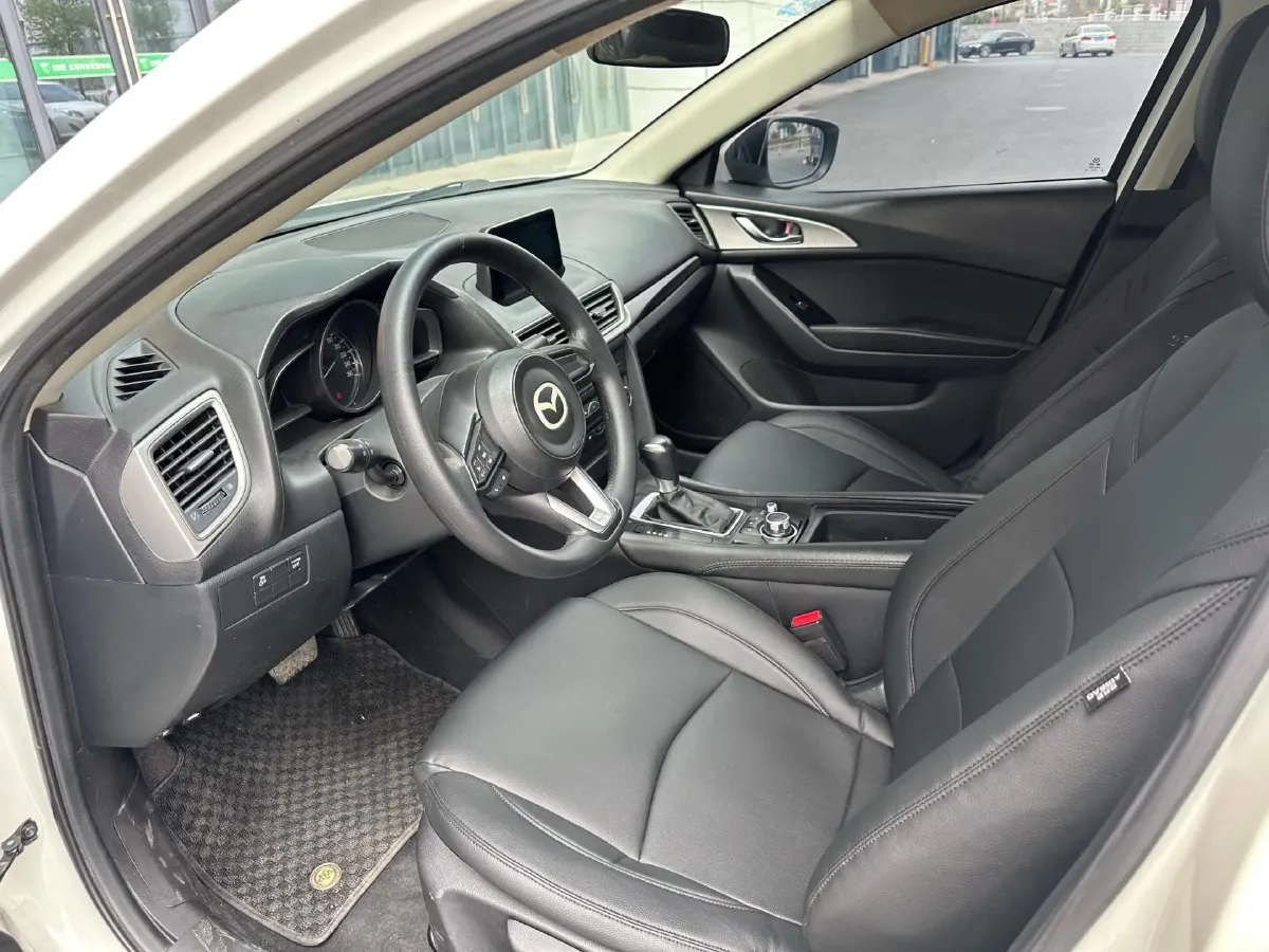 2017 Mazda 3 Axela 1.5L 117HP L4 6AT,autocango,china used car exporter,china ev exporter,chinese used car exporter,chinese used ev exporter