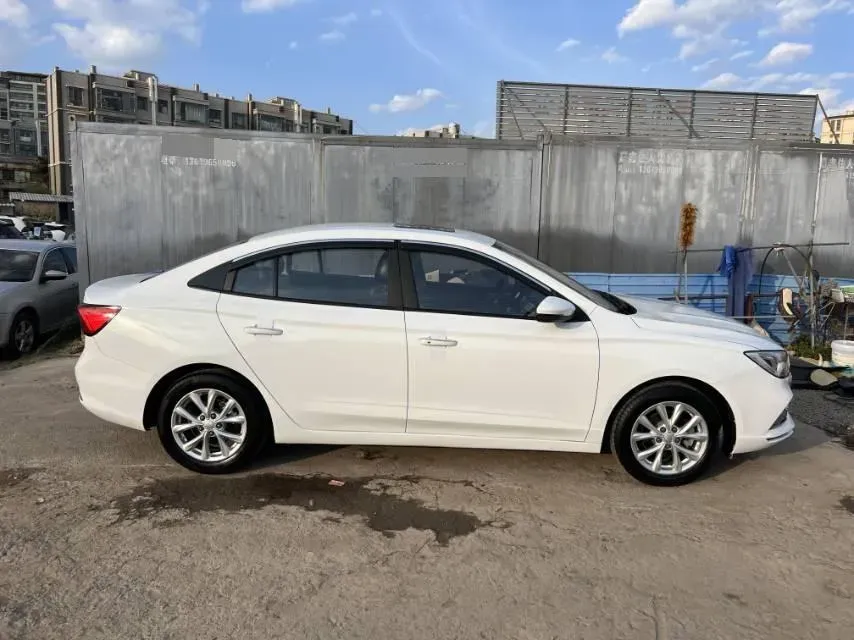 2020 Roewe i5 1.5L 120HP L4 CVT,autocango,china used car exporter,china ev exporter,chinese used car exporter,chinese used ev exporter