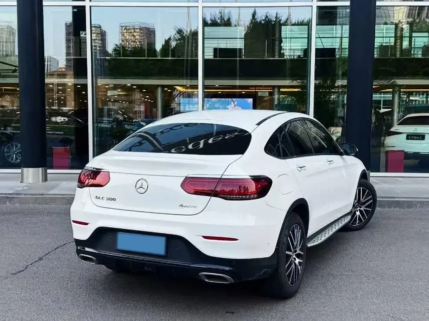 2020 Mercedes-Benz GLC Coupe 2.0T 258HP L4 9AT,autocango,china used car exporter,china ev exporter,chinese used car exporter,chinese used ev exporter