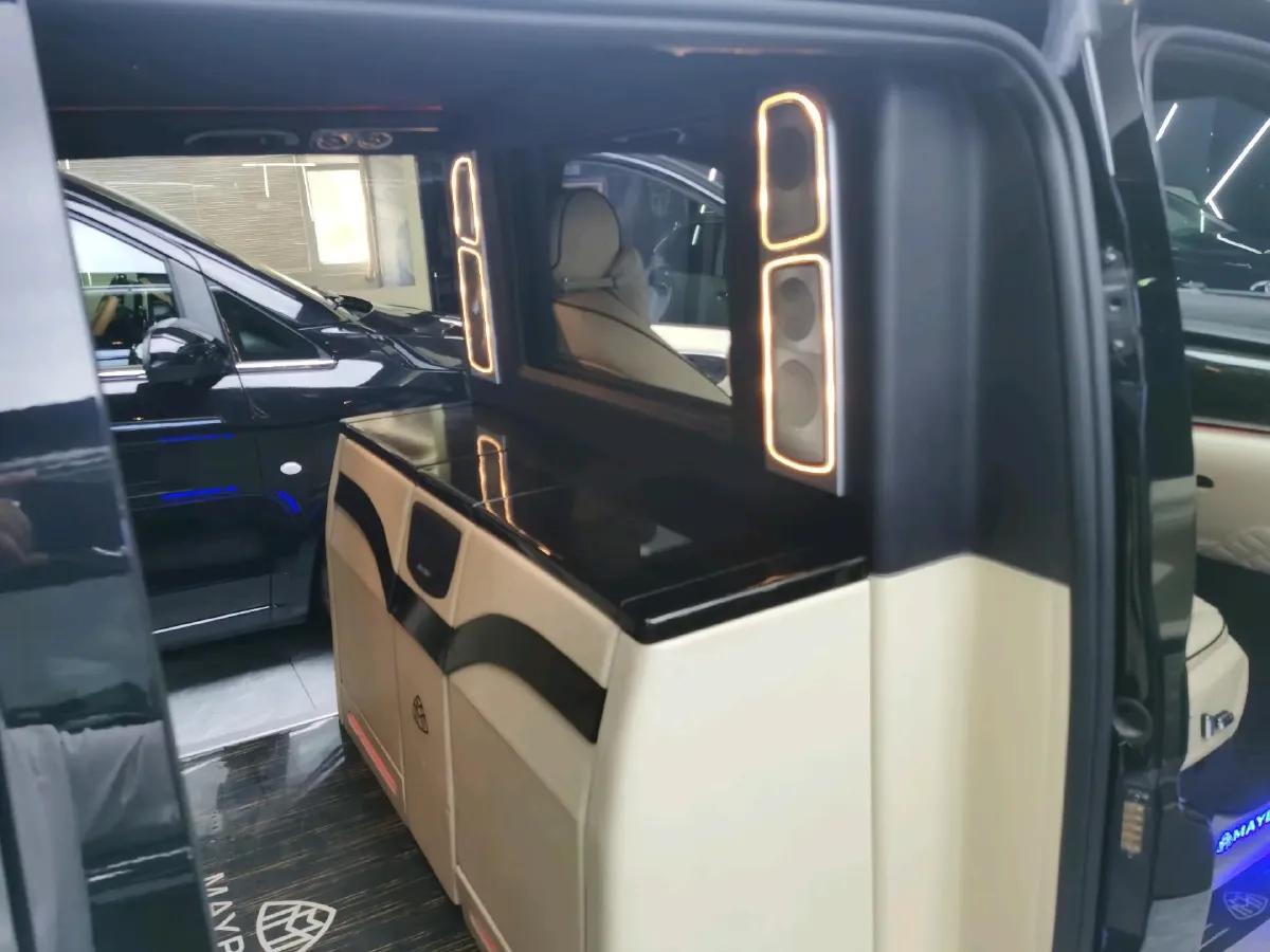 2021 Mercedes-Benz Vito 2.0T 211HP L4 9AT,autocango,china used car exporter,china ev exporter,chinese used car exporter,chinese used ev exporter