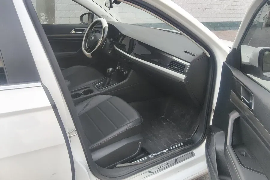 2021 Volkswagen Lavida 1.5L 113HP L4 6AT,autocango,china used car exporter,china ev exporter,chinese used car exporter,chinese used ev exporter
