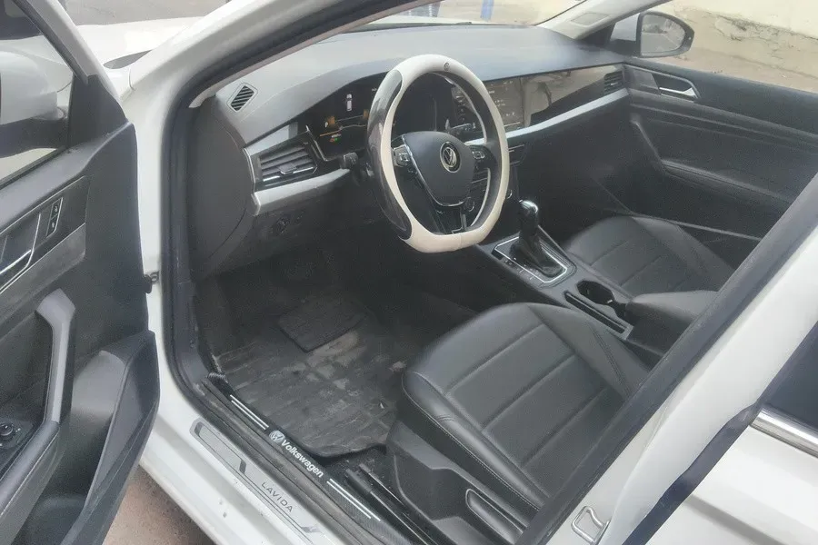 2021 Volkswagen Lavida 1.5L 113HP L4 6AT,autocango,china used car exporter,china ev exporter,chinese used car exporter,chinese used ev exporter
