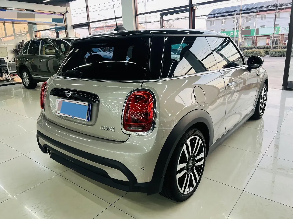 2022 MINI MINI 1.5T 136HP L3 7DCT,autocango,china used car exporter,china ev exporter,chinese used car exporter,chinese used ev exporter