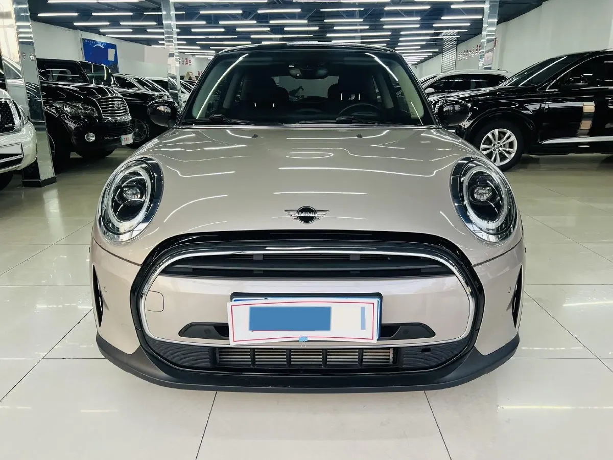 2022 MINI MINI 1.5T 136HP L3 7DCT,autocango,china used car exporter,china ev exporter,chinese used car exporter,chinese used ev exporter