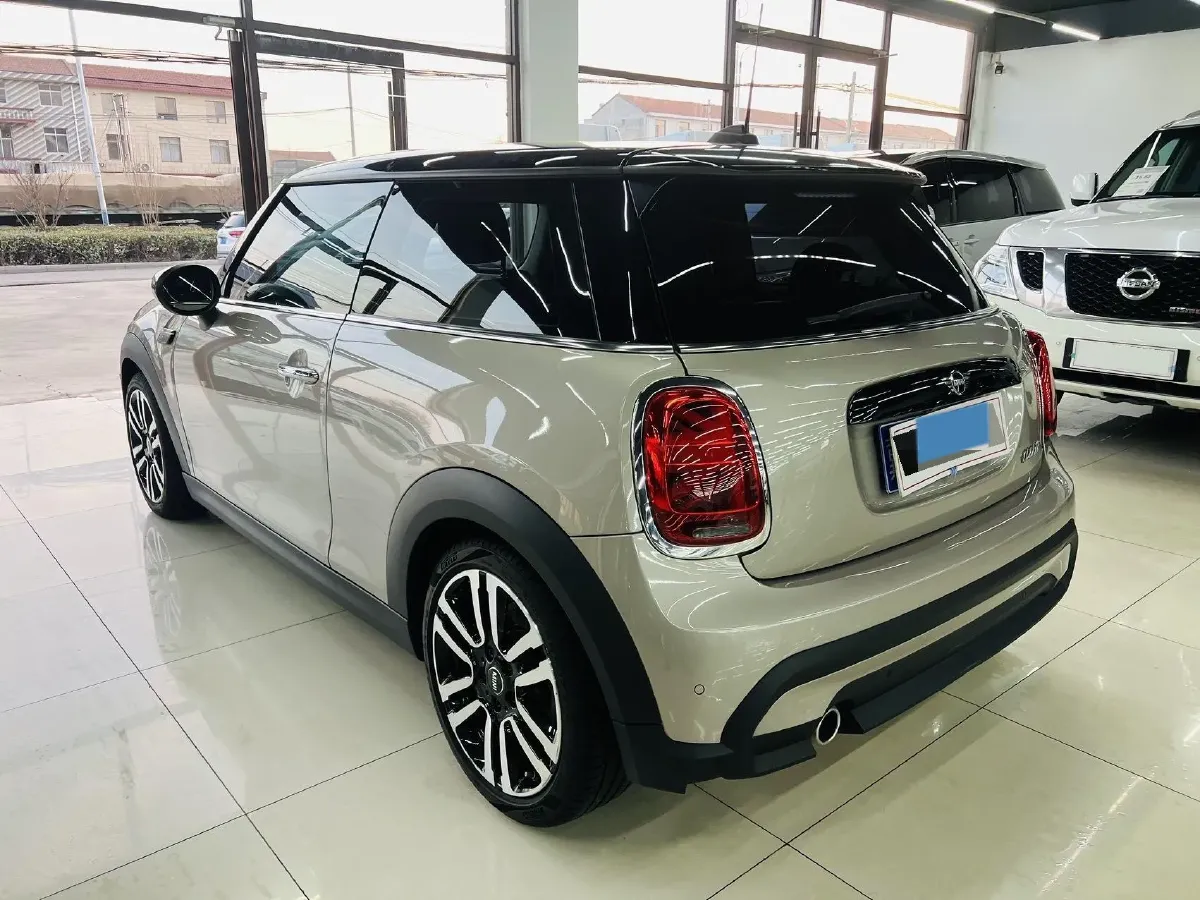 2022 MINI MINI 1.5T 136HP L3 7DCT,autocango,china used car exporter,china ev exporter,chinese used car exporter,chinese used ev exporter