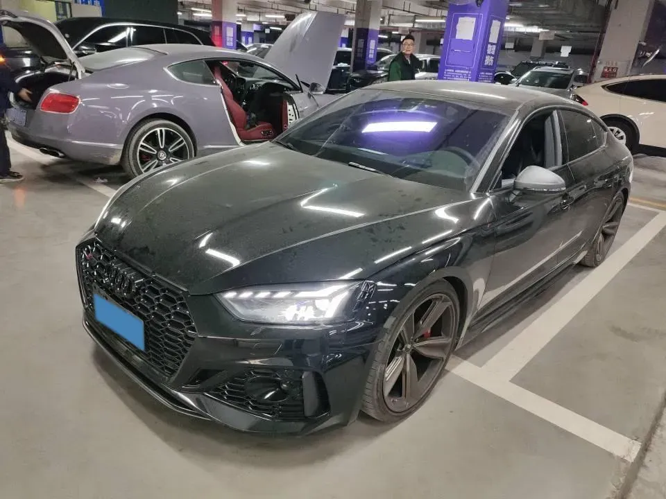 2023 Audi RS 5 2.9T 450HP V6 8AT,autocango,china used car exporter,china ev exporter,chinese used car exporter,chinese used ev exporter