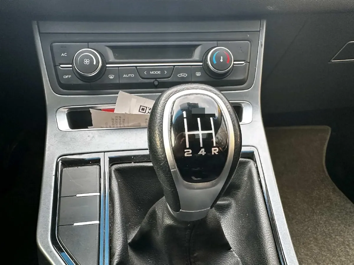 2019 Geely Emgrand 1.5L 109HP L4 5MT,autocango,china used car exporter,china ev exporter,chinese used car exporter,chinese used ev exporter