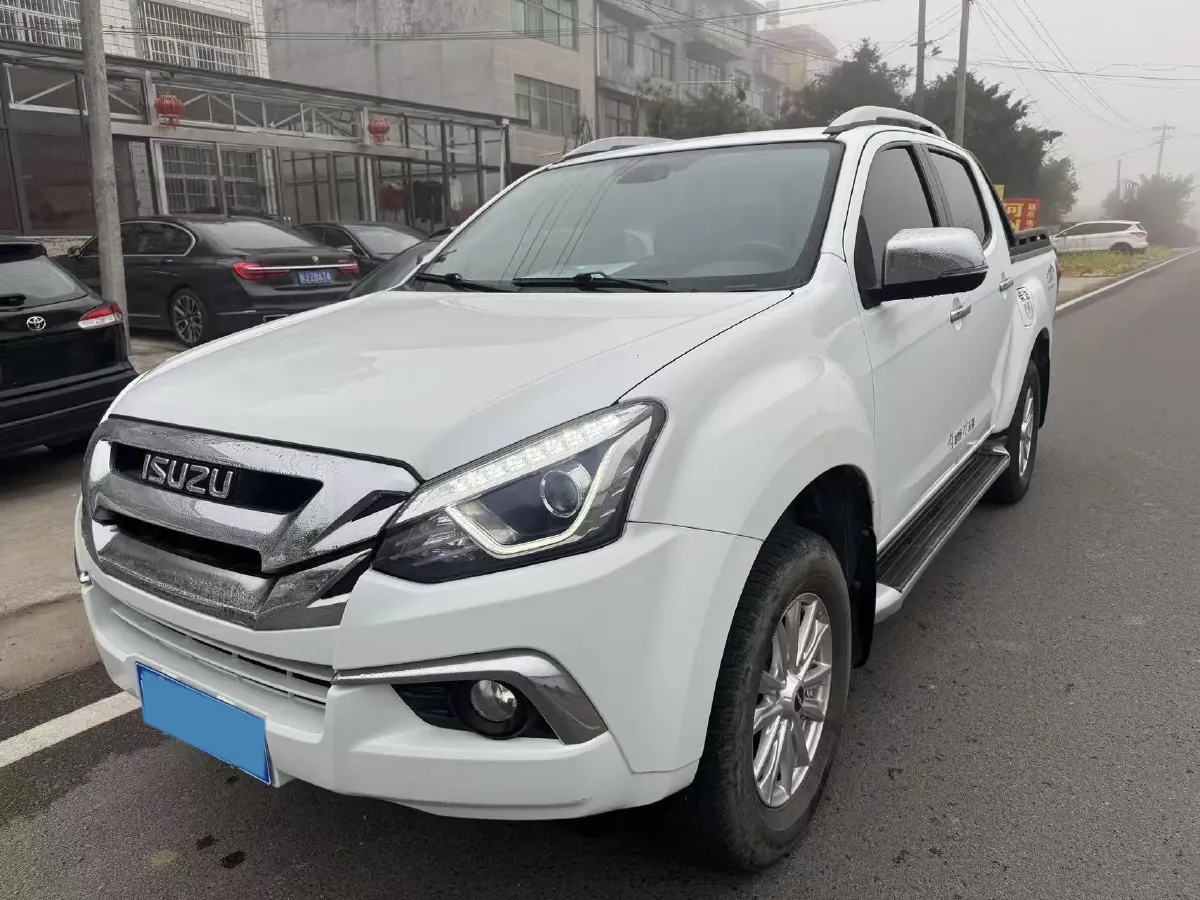 2021 Isuzu D-MAX 1.9T 163HP L4 6AT,autocango,china used car exporter,china ev exporter,chinese used car exporter,chinese used ev exporter