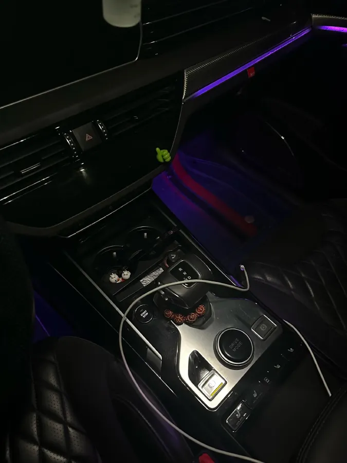 2019 HongQi HS5 2.0T 224HP L4 6AT,autocango,china used car exporter,china ev exporter,chinese used car exporter,chinese used ev exporter