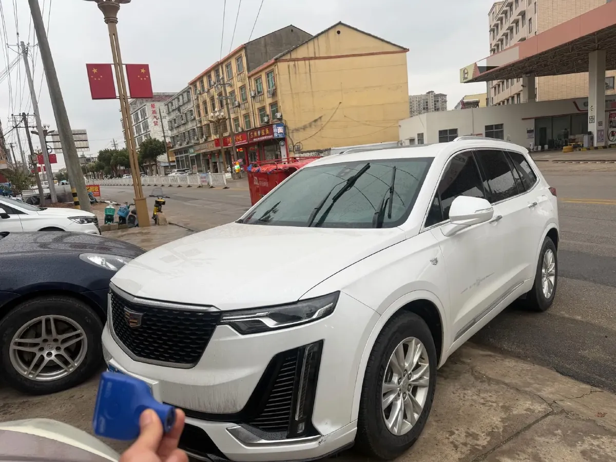2021 Cadillac XT6 2.0T 237HP L4 9AT,autocango,china used car exporter,china ev exporter,chinese used car exporter,chinese used ev exporter