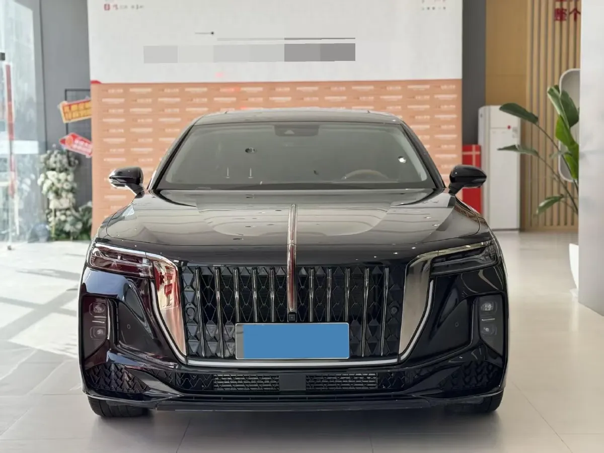 2024 HongQi H9 2.0T 252HP L4 7DCT,autocango,china used car exporter,china ev exporter,chinese used car exporter,chinese used ev exporter