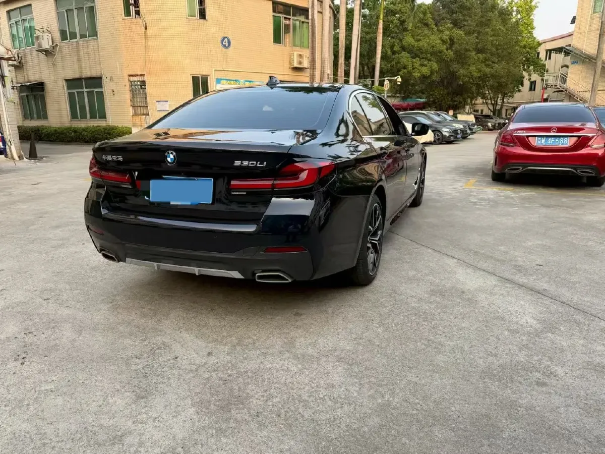 2023 BMW 5 Series 2.0T 245HP L4 8AT,autocango,china used car exporter,china ev exporter,chinese used car exporter,chinese used ev exporter