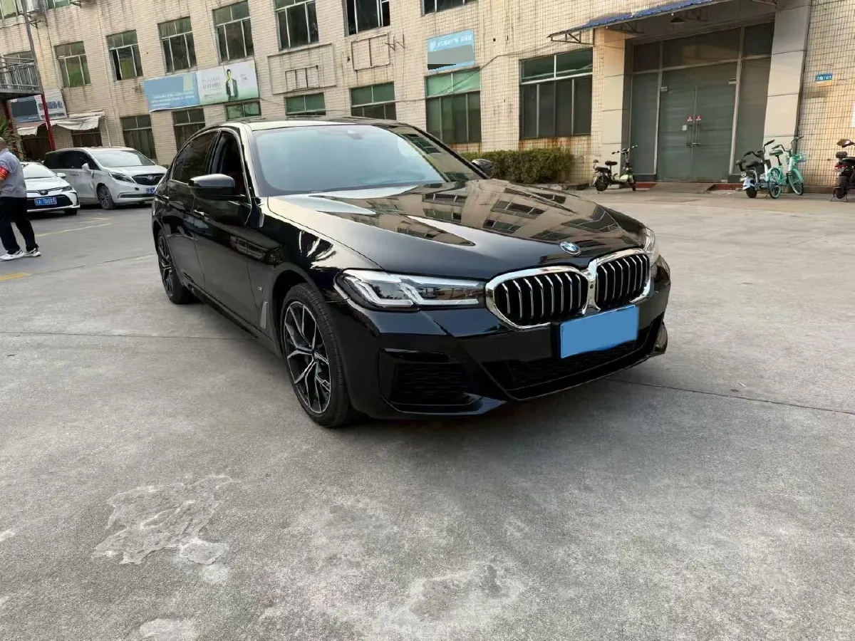 2023 BMW 5 Series 2.0T 245HP L4 8AT,autocango,china used car exporter,china ev exporter,chinese used car exporter,chinese used ev exporter