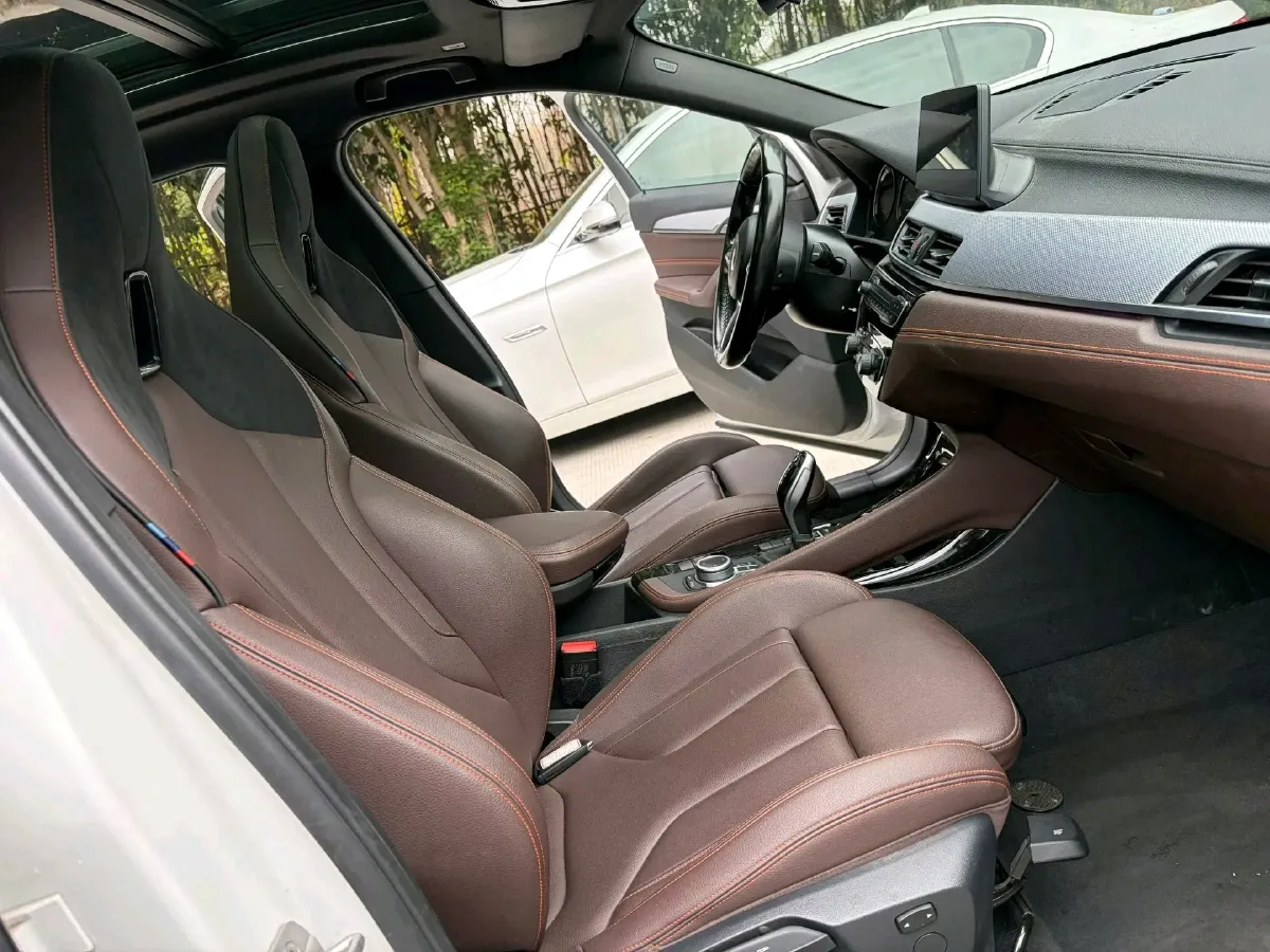 2021 BMW X2 2.0T 192HP L4 7DCT,autocango,china used car exporter,china ev exporter,chinese used car exporter,chinese used ev exporter